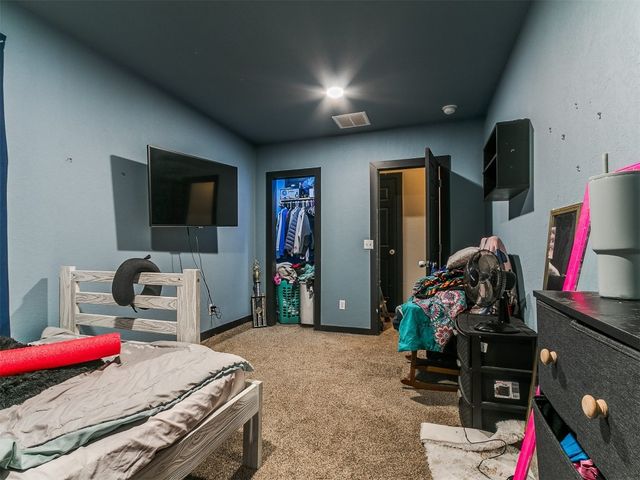 420 NE 17th Place, Newcastle, OK 73065