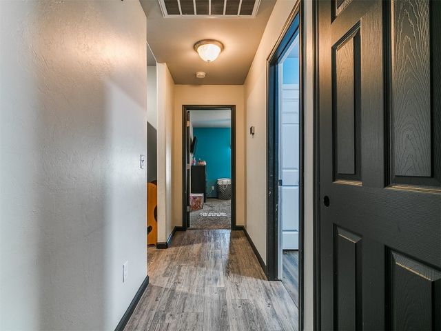 420 NE 17th Place, Newcastle, OK 73065