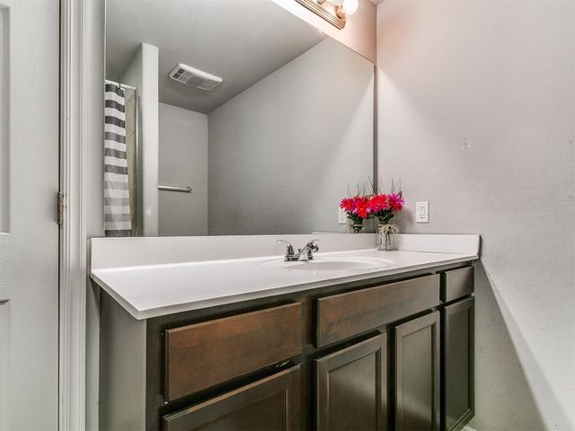 420 NE 17th Place, Newcastle, OK 73065
