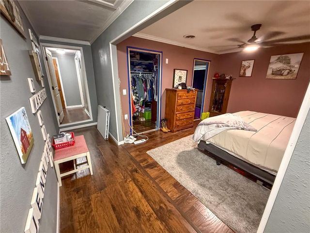 920 S Wilson Avenue, Chanute, KS 66720