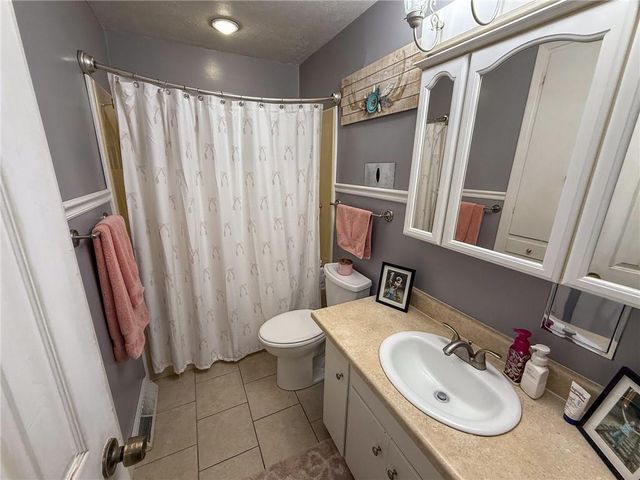 920 S Wilson Avenue, Chanute, KS 66720