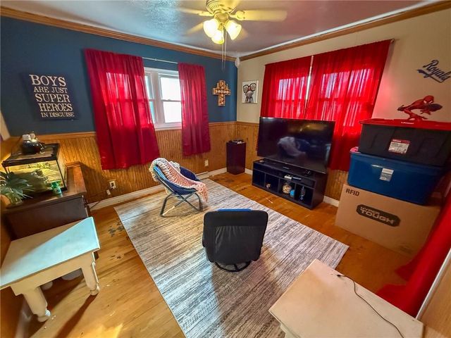 920 S Wilson Avenue, Chanute, KS 66720