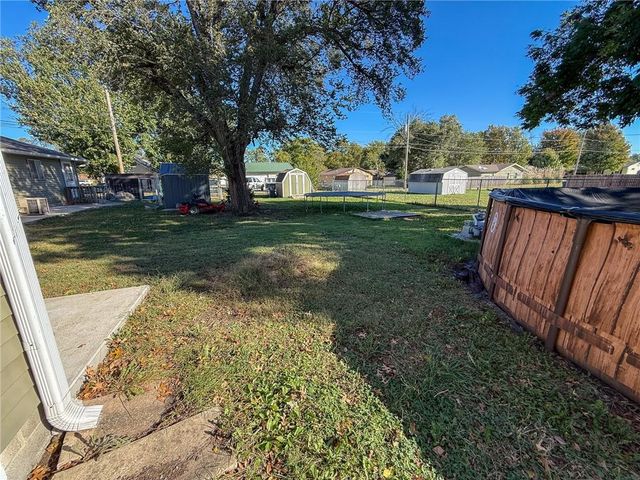 920 S Wilson Avenue, Chanute, KS 66720