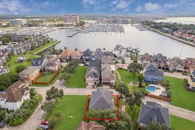 1310 Ketch Ct Court, League City, TX 77573