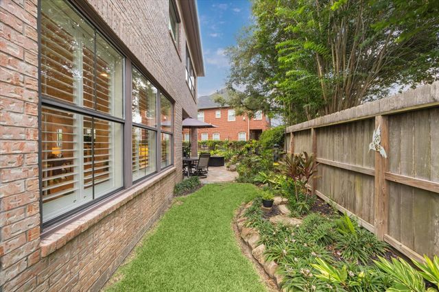 1310 Ketch Ct Court, League City, TX 77573