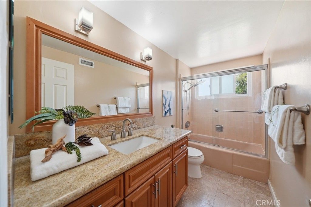 Image 32 of property listing at 5041 Ridglea Avenue, Buena Park, CA 90621