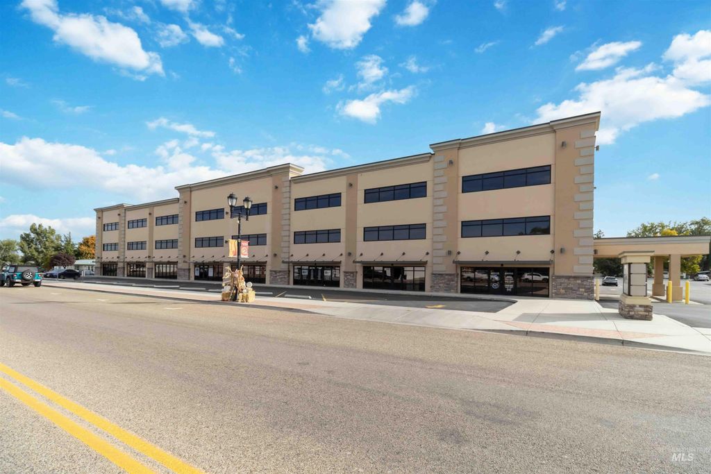 222 N Plymouth Ave, New Plymouth, ID 83655