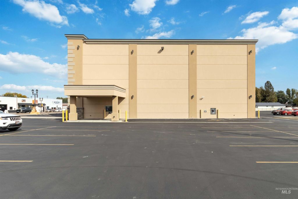 222 N Plymouth Ave, New Plymouth, ID 83655 photo 4