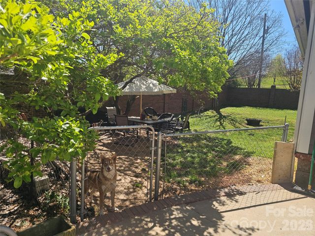 2307 Armstrong Circle, Gastonia, NC 28054