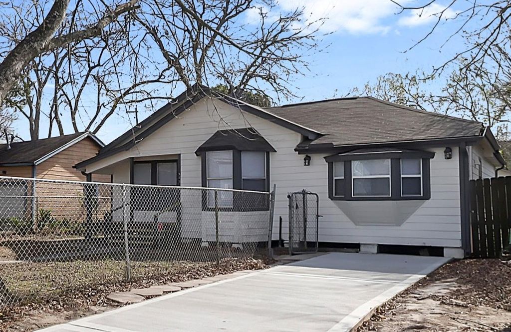 511 William Avenue, Baytown, TX 77520