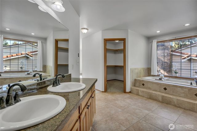 16506 88th Avenue Ct E, Puyallup, WA 98375