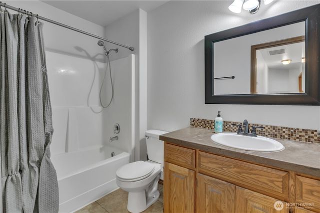 16506 88th Avenue Ct E, Puyallup, WA 98375