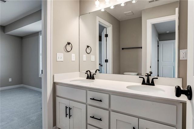 28321 W 160th Court, Gardner, KS 66030