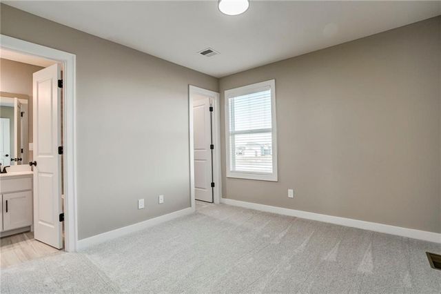 28321 W 160th Court, Gardner, KS 66030