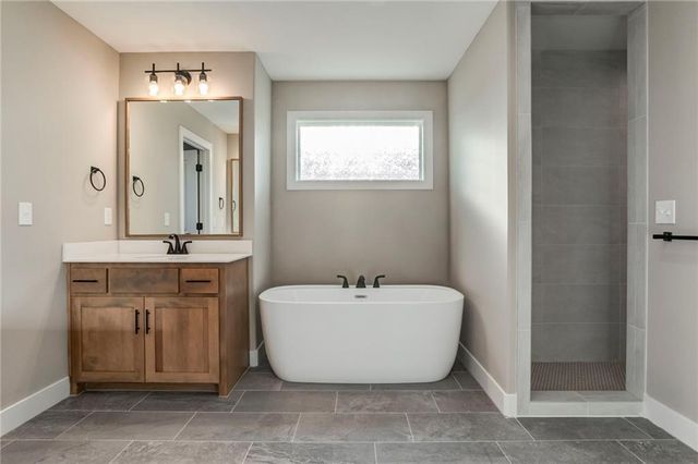 28321 W 160th Court, Gardner, KS 66030