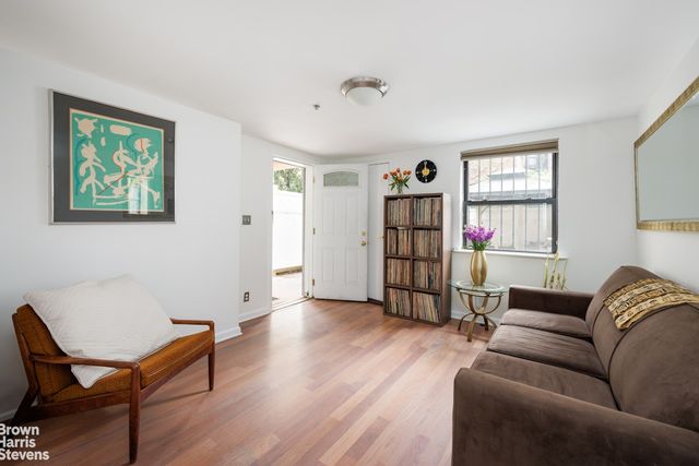 30 W 126th St Apt 1, New York City, NY 10027