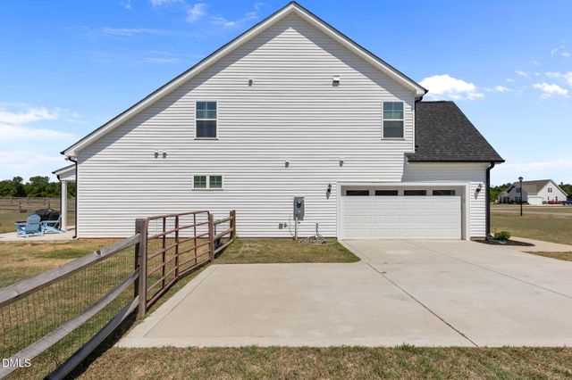 289 Rocking Horse Lane, Raeford, NC 28376