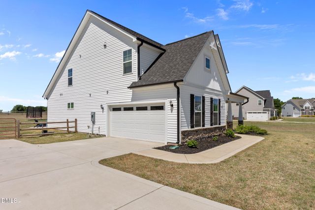 289 Rocking Horse Lane, Raeford, NC 28376