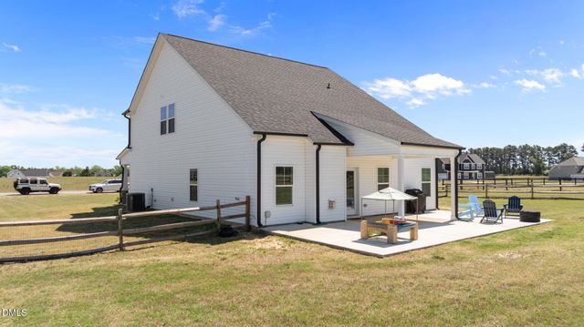 289 Rocking Horse Lane, Raeford, NC 28376