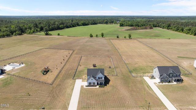 289 Rocking Horse Lane, Raeford, NC 28376