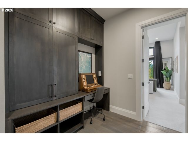 10627 Se PAXTON Ln, Happy Valley, OR 97086