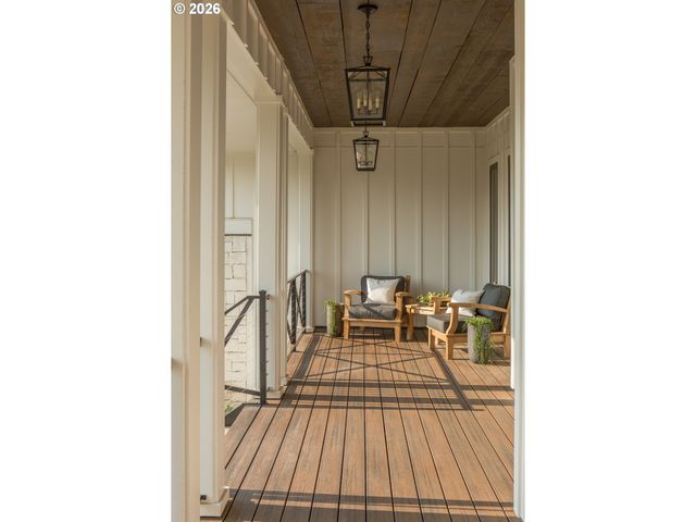 10627 Se PAXTON Ln, Happy Valley, OR 97086