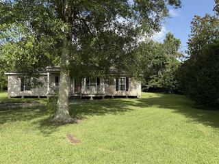 4400 Prien Terre Dr Drive, Lake Charles, LA 70605