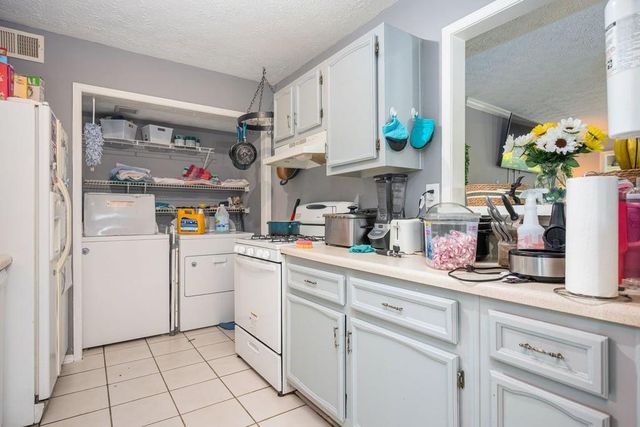 1603 Vicksburg Place, Atlanta, GA 30350