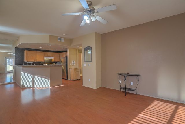 6800 Vista Del Norte Road NE 525, Albuquerque, NM 87113