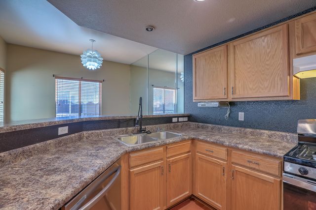 6800 Vista Del Norte Road NE 525, Albuquerque, NM 87113