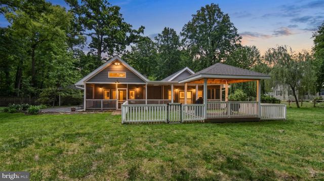 14 OAK LN, Sterling, VA 20165