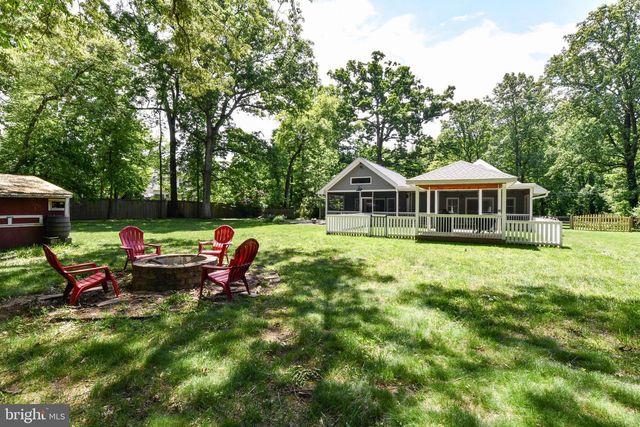 14 OAK LN, Sterling, VA 20165