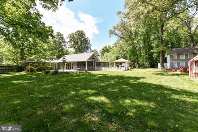 14 OAK LN, Sterling, VA 20165