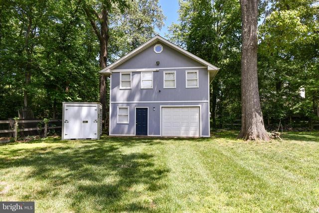 14 OAK LN, Sterling, VA 20165