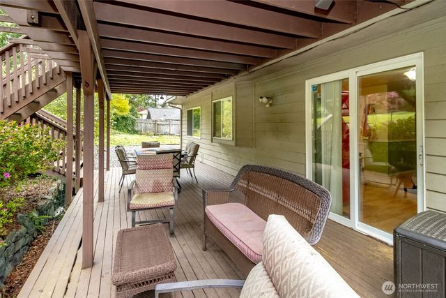 6480 Crossing Place SW, Port Orchard, WA 98367