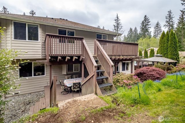 6480 Crossing Place SW, Port Orchard, WA 98367