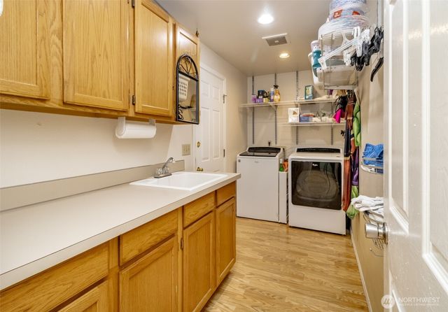 6480 Crossing Place SW, Port Orchard, WA 98367