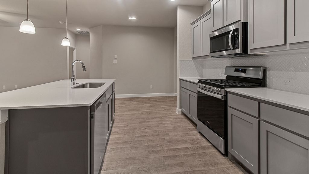 15917 STABLEFORD Road, Fort Worth, TX 76247 — photo 5