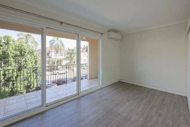 2244 2Nd Ave 24, San Diego, CA 92101