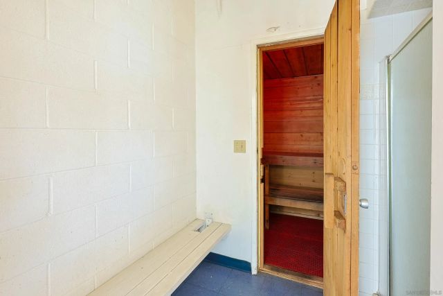 2244 2Nd Ave 24, San Diego, CA 92101