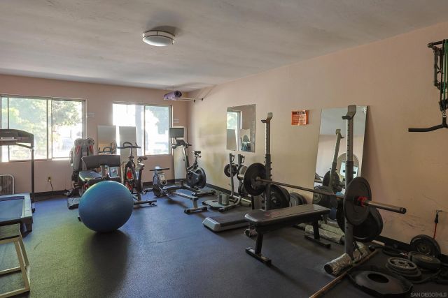 2244 2Nd Ave 24, San Diego, CA 92101