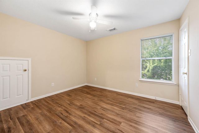 1835 Taylor Creek Drive, Fresno, TX 77545