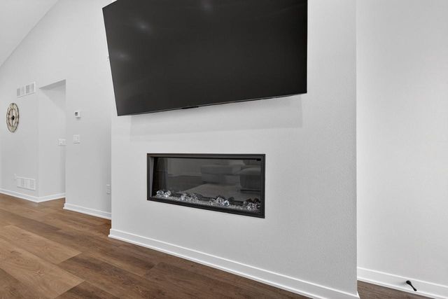 340 Lilac Lane, Stoughton, WI 53589