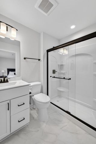 340 Lilac Lane, Stoughton, WI 53589