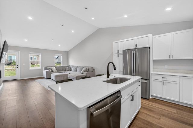 340 Lilac Lane, Stoughton, WI 53589