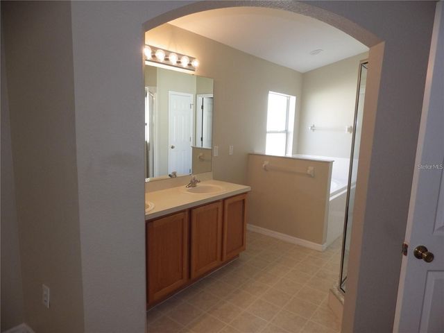 418 ASHLEY PLACE, Haines City, FL 33844