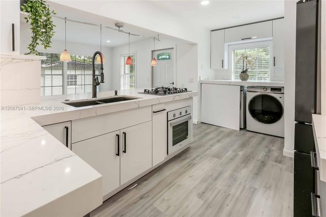 1516 Jefferson Street, Hollywood, FL 33020