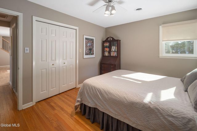 23 Continental Road, Rotterdam, NY 12306