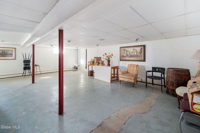 23 Continental Road, Rotterdam, NY 12306