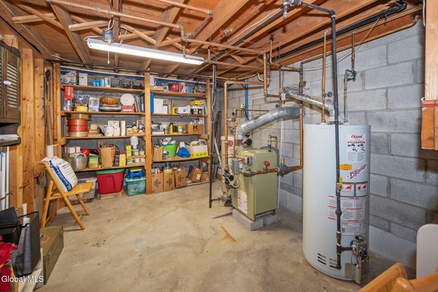 23 Continental Road, Rotterdam, NY 12306